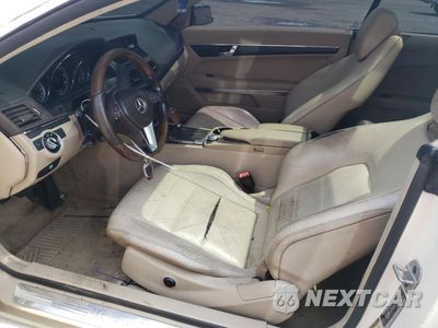 Zdjęcie 7 z 12 samochodu: 2012 MERCEDES-BENZ E 350 VIN:WDDKJ5KB3CF138253 - miniatura