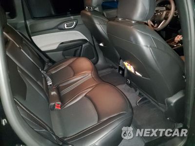 Zdjęcie 11 z 13 samochodu: 2023 JEEP COMPASS LATITUDE LUX VIN:3C4NJDFNXPT522385 - miniatura