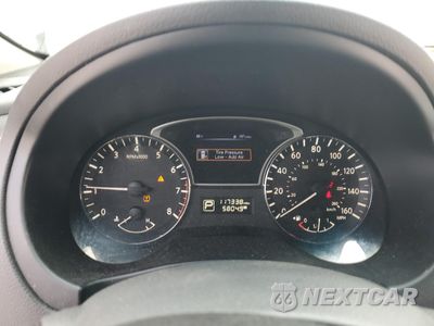 Zdjęcie 9 z 15 samochodu: 2015 NISSAN ALTIMA 2.5 VIN:1N4AL3AP4FC499617 - miniatura
