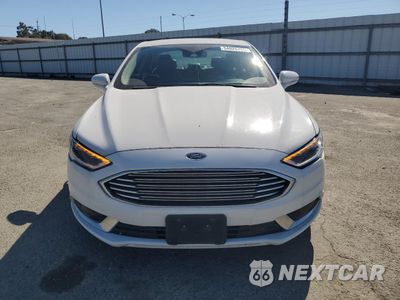 Piąte zdjęcie samochodu w środku: 2018 FORD FUSION SE HYBRID VIN:3FA6P0LU3JR118880 - miniatura
