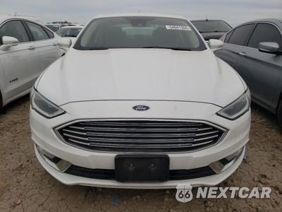 Piąte zdjęcie samochodu w środku: 2017 FORD FUSION SE HYBRID VIN:3FA6P0LUXHR409063 - miniatura