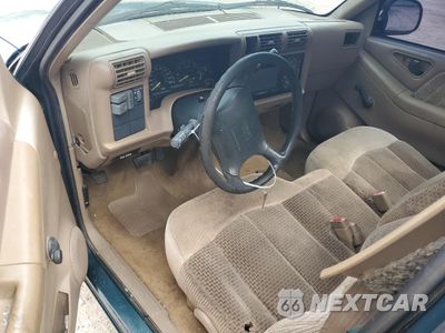 Zdjęcie 8 z 12 samochodu: 1996 GMC SONOMA VIN:1GTCS1442TK509493 - miniatura