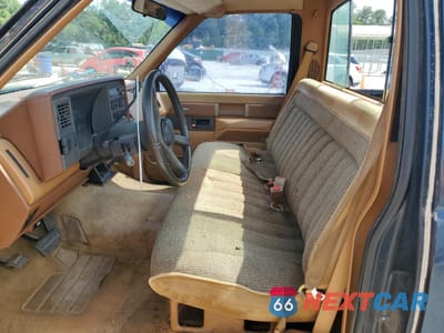 Zdjęcie 7 z 13 samochodu: 1989 CHEVROLET GMT-400 C1500 VIN:1GCDC14KXKZ254761 - miniatura