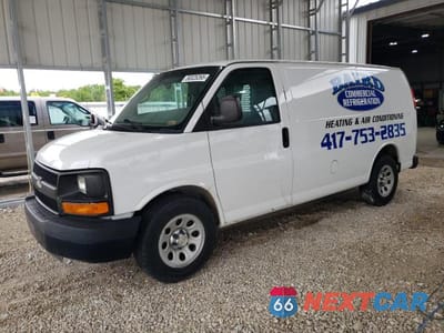 2014 CHEVROLET EXPRESS G1500 1GCSGAFX4E1129066 - główne zdjęcie licytacji z USA - miniatura