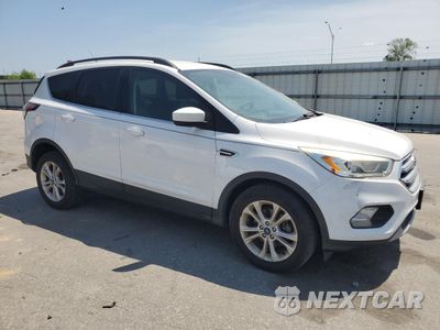Czwarte zdjęcie samochodu z boku: 2017 FORD ESCAPE SE VIN:1FMCU0GD6HUE53159 - miniatura