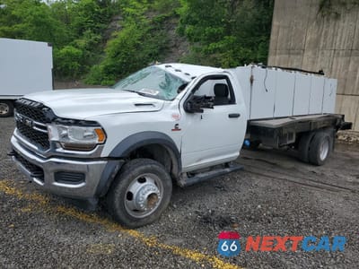2024 RAM 5500 3C7WRNDL0RG229825 - główne zdjęcie licytacji z USA - miniatura