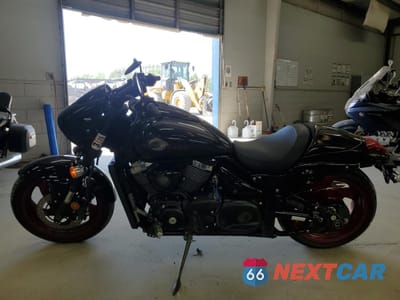 Trzecie zdjęcie samochodu z tyłu: 2019 SUZUKI VZ1500 VIN:JS1VY55A5K2100299 - miniatura