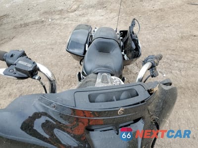 Piąte zdjęcie samochodu w środku: 2022 HARLEY-DAVIDSON FLHX VIN:1HD1KBC15NB618276 - miniatura