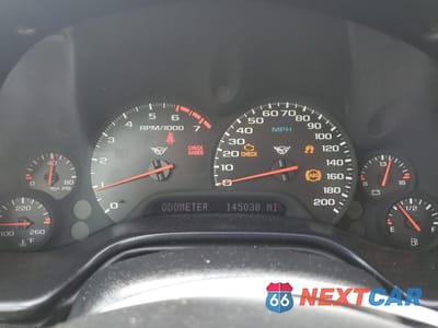 Zdjęcie 9 z 14 samochodu: 2002 CHEVROLET CORVETTE VIN:1G1YY32G925116478 - miniatura