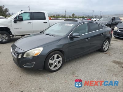 2013 VOLVO S60 T5 YV1612FS1D1216915 - główne zdjęcie licytacji z USA - miniatura