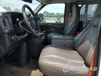 Zdjęcie 7 z 13 samochodu: 2015 CHEVROLET EXPRESS G2500 VIN:1GCWGFCF9F1270694 - miniatura