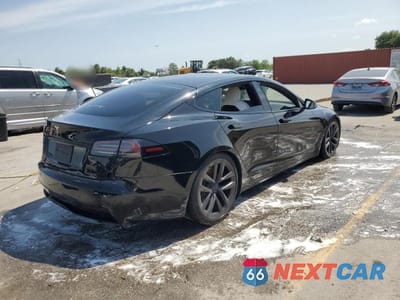 Trzecie zdjęcie samochodu z tyłu: 2022 TESLA MODEL S VIN:5YJSA1E56NF476116 - miniatura