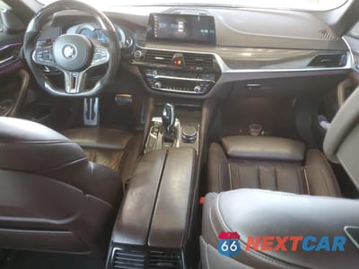 Zdjęcie 8 z 14 samochodu: 2019 BMW M550XI VIN:WBAJB9C51KB288125 - miniatura