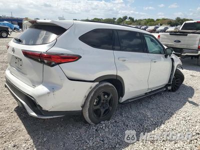 Trzecie zdjęcie samochodu z tyłu: 2023 TOYOTA HIGHLANDER L VIN:5TDKDRAH4PS028056 - miniatura