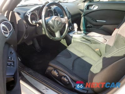 Zdjęcie 8 z 12 samochodu: 2013 NISSAN 370Z BASE VIN:JN1AZ4EH6DM381015 - miniatura