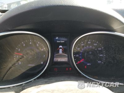 Zdjęcie 9 z 12 samochodu: 2013 HYUNDAI SANTA FE SPORT VIN:5XYZWDLA6DG067719 - miniatura