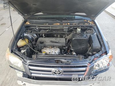 Zdjęcie 12 z 13 samochodu: 2004 TOYOTA HIGHLANDER VIN:JTEGD21A140104374 - miniatura