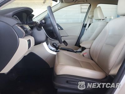 Zdjęcie 7 z 12 samochodu: 2016 HONDA ACCORD EXL VIN:1HGCR3F85GA008473 - miniatura