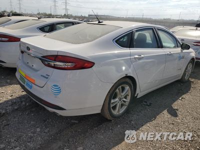 Trzecie zdjęcie samochodu z tyłu: 2018 FORD FUSION SE HYBRID VIN:3FA6P0LUXJR118729 - miniatura