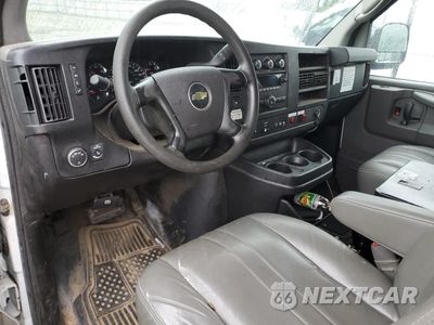 Zdjęcie 8 z 13 samochodu: 2014 CHEVROLET EXPRESS G2500 VIN:1GCWGFCA2E1915267 - miniatura