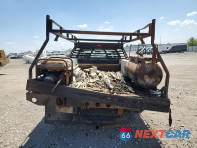 Zdjęcie 6 z 12 samochodu: 2004 FORD F350 SUPER DUTY VIN:1FDWX36PX4EC15630 - miniatura