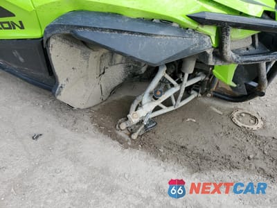 Zdjęcie 9 z 11 samochodu: 2020 HONDA SXS1000 S2R VIN:1HFVE0549L4101690 - miniatura
