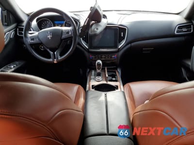 Zdjęcie 8 z 12 samochodu: 2017 MASERATI GHIBLI LUXURY VIN:ZAM57XSL5H1226439 - miniatura