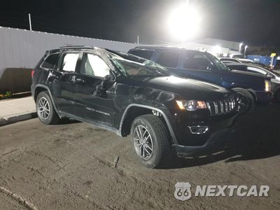 Czwarte zdjęcie samochodu z boku: 2018 JEEP GRAND CHEROKEE LAREDO VIN:1C4RJEAG7JC380693 - miniatura