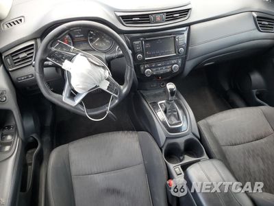 Zdjęcie 8 z 14 samochodu: 2018 NISSAN ROGUE S VIN:5N1AT2MT9JC804076 - miniatura