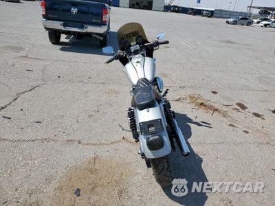 Czwarte zdjęcie samochodu z boku: 2010 HARLEY-DAVIDSON FXD VIN:1HD1GM410AC330715 - miniatura