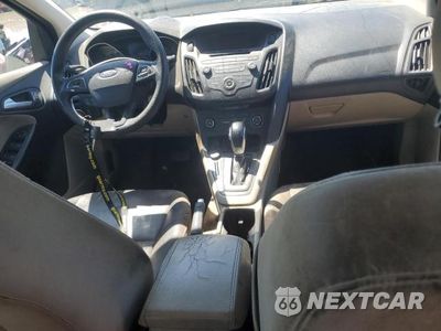 Zdjęcie 8 z 12 samochodu: 2017 FORD FOCUS SE VIN:1FADP3F2XHL337668 - miniatura