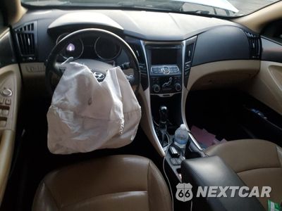 Zdjęcie 8 z 12 samochodu: 2011 HYUNDAI SONATA SE VIN:5NPEC4ABXBH242806 - miniatura