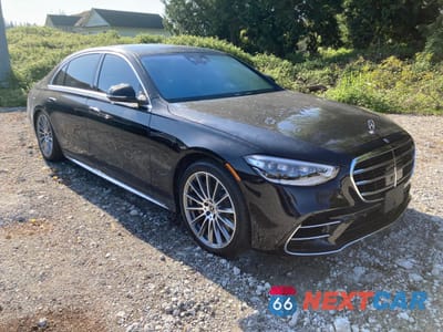 Czwarte zdjęcie samochodu z boku: 2025 MERCEDES-BENZ S 580 4MATIC VIN:W1K6G7GB6SA311957 - miniatura