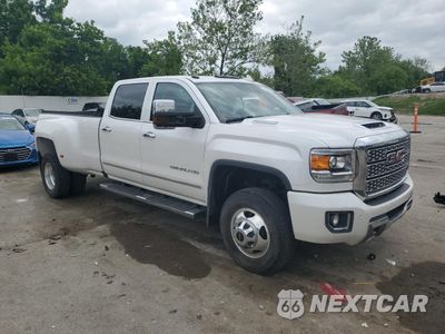 Czwarte zdjęcie samochodu z boku: 2019 GMC SIERRA K3500 DENALI VIN:1GT42WEY6KF180517 - miniatura