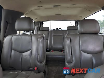 Zdjęcie 10 z 15 samochodu: 2005 CHEVROLET SUBURBAN K1500 VIN:3GNFK16Z25G251161 - miniatura