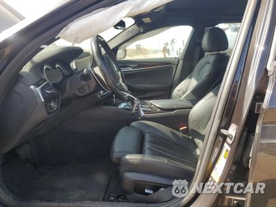 Zdjęcie 7 z 12 samochodu: 2018 BMW 530 XI VIN:WBAJA7C54JWA71556 - miniatura