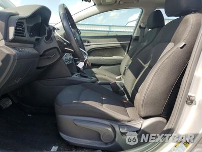 Zdjęcie 7 z 14 samochodu: 2020 HYUNDAI ELANTRA SEL VIN:5NPD84LF7LH551440 - miniatura