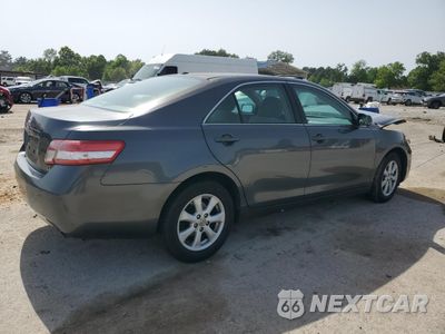 Trzecie zdjęcie samochodu z tyłu: 2011 TOYOTA CAMRY BASE VIN:4T1BF3EK4BU755680 - miniatura