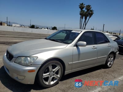 2002 LEXUS IS 300 JTHBD192X20057234 - główne zdjęcie licytacji z USA - miniatura