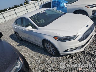 Czwarte zdjęcie samochodu z boku: 2017 FORD FUSION SE HYBRID VIN:3FA6P0LU7HR409571 - miniatura