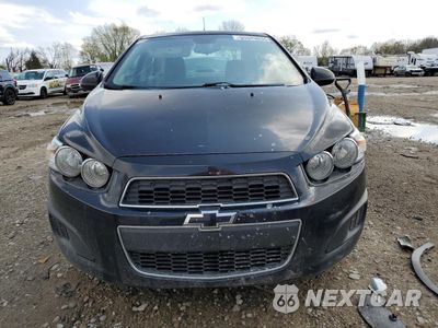 Piąte zdjęcie samochodu w środku: 2012 CHEVROLET SONIC LS VIN:1G1JA5SHXC4180787 - miniatura