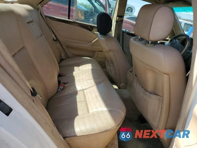 Zdjęcie 10 z 14 samochodu: 2000 MERCEDES-BENZ E 320 VIN:WDBJF65JXYB094507 - miniatura