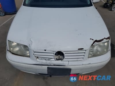 Zdjęcie 11 z 12 samochodu: 2000 VOLKSWAGEN JETTA GLS VIN:3VWSA29M3YM174433 - miniatura
