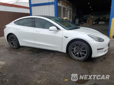 Czwarte zdjęcie samochodu z boku: 2020 TESLA MODEL 3 VIN:5YJ3E1EA8LF591111 - miniatura