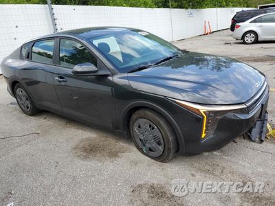 Czwarte zdjęcie samochodu z boku: 2025 KIA K4 LX VIN:3KPFT4DE9SE077216 - miniatura