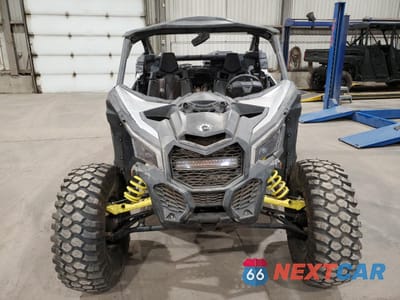Piąte zdjęcie samochodu w środku: 2018 CAN-AM MAVERICK X3 TURBO VIN:3JBVGAY4XJK001586 - miniatura