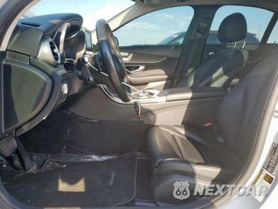 Zdjęcie 7 z 12 samochodu: 2015 MERCEDES-BENZ C 300 VIN:55SWF4JB7FU043288 - miniatura