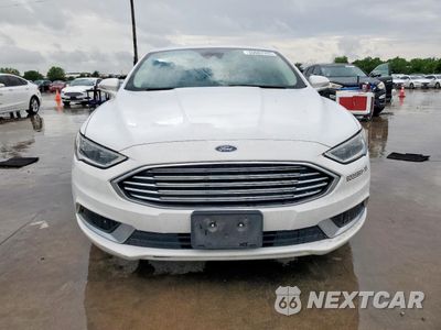 Piąte zdjęcie samochodu w środku: 2018 FORD FUSION SE HYBRID VIN:3FA6P0LU5JR171659 - miniatura