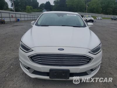 Piąte zdjęcie samochodu w środku: 2017 FORD FUSION SE HYBRID VIN:3FA6P0LU9HR410088 - miniatura