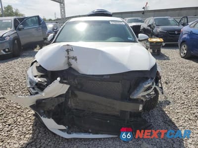 Piąte zdjęcie samochodu w środku: 2019 KIA OPTIMA LX VIN:5XXGT4L34KG336416 - miniatura